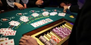 Baccarat là gì? Cách chơi dễ nhất năm 2021